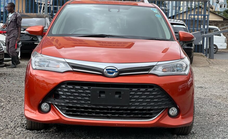 2015 Toyota Fielder Hybrid