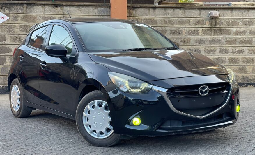 2015 Mazda Demio Newshape