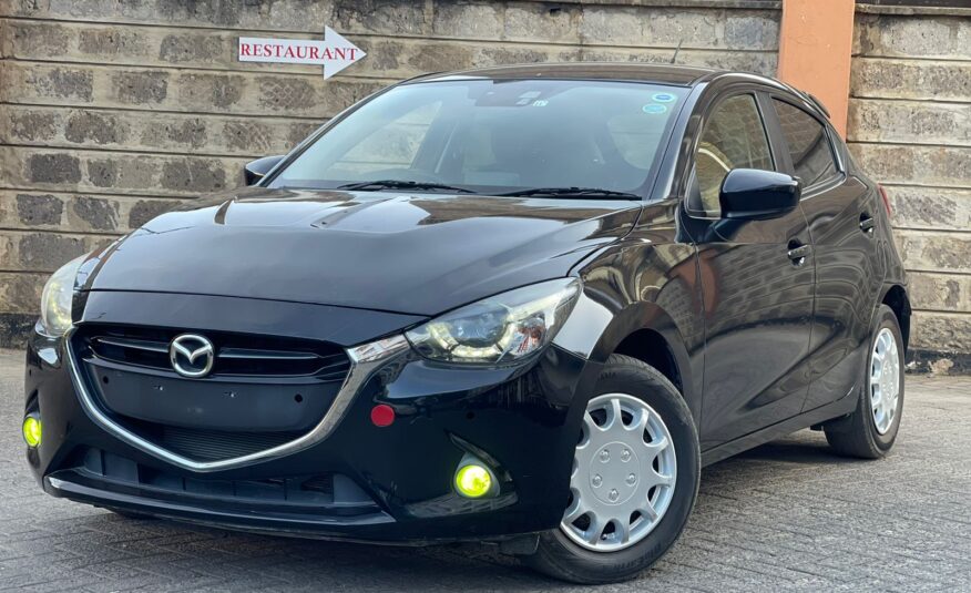 2015 Mazda Demio Newshape