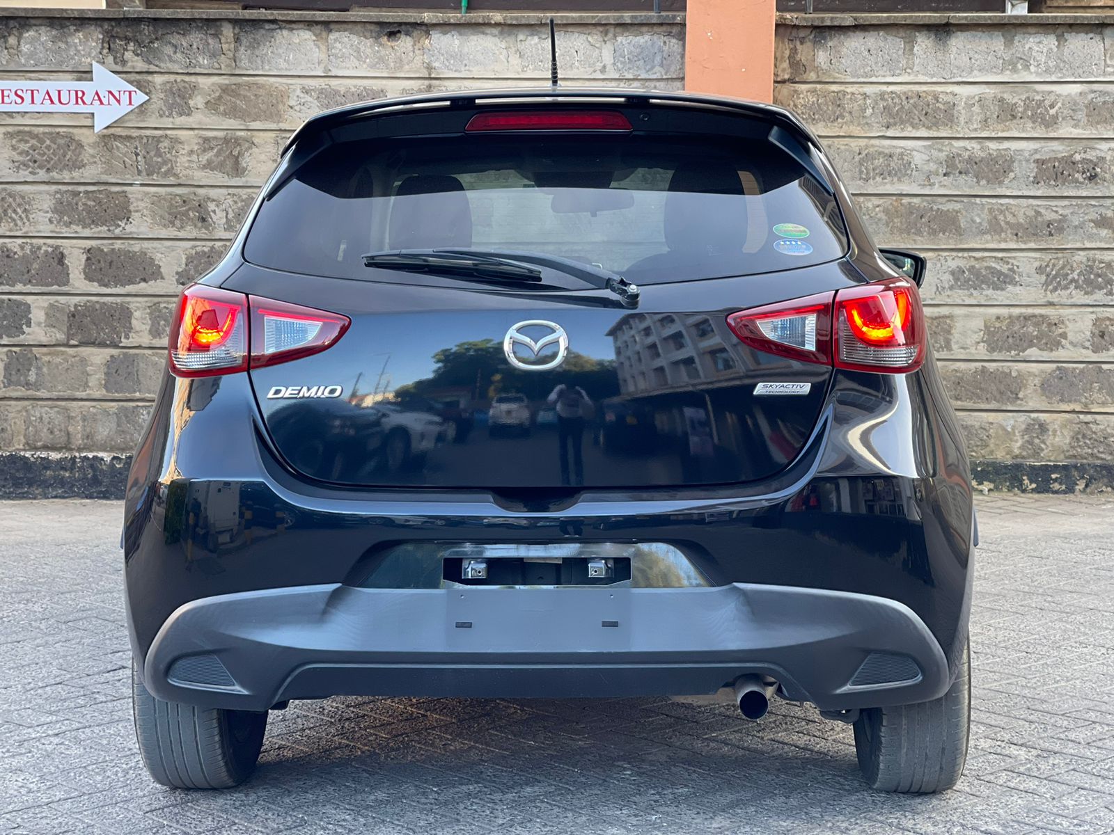 2015 Mazda Demio Newshape
