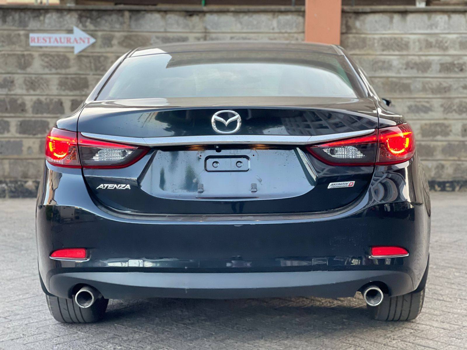 2015 Mazda Atenza