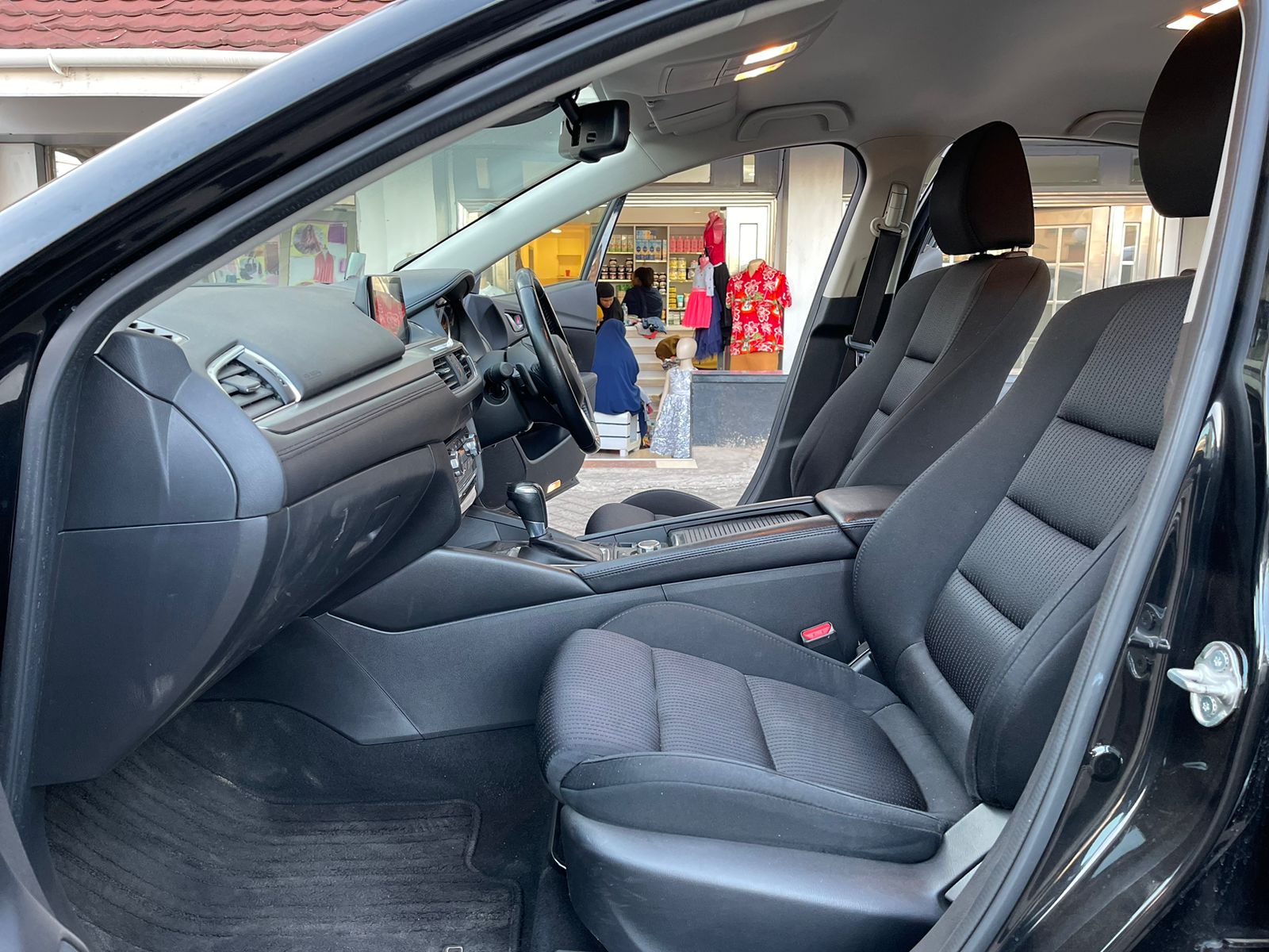 2015 Mazda Atenza