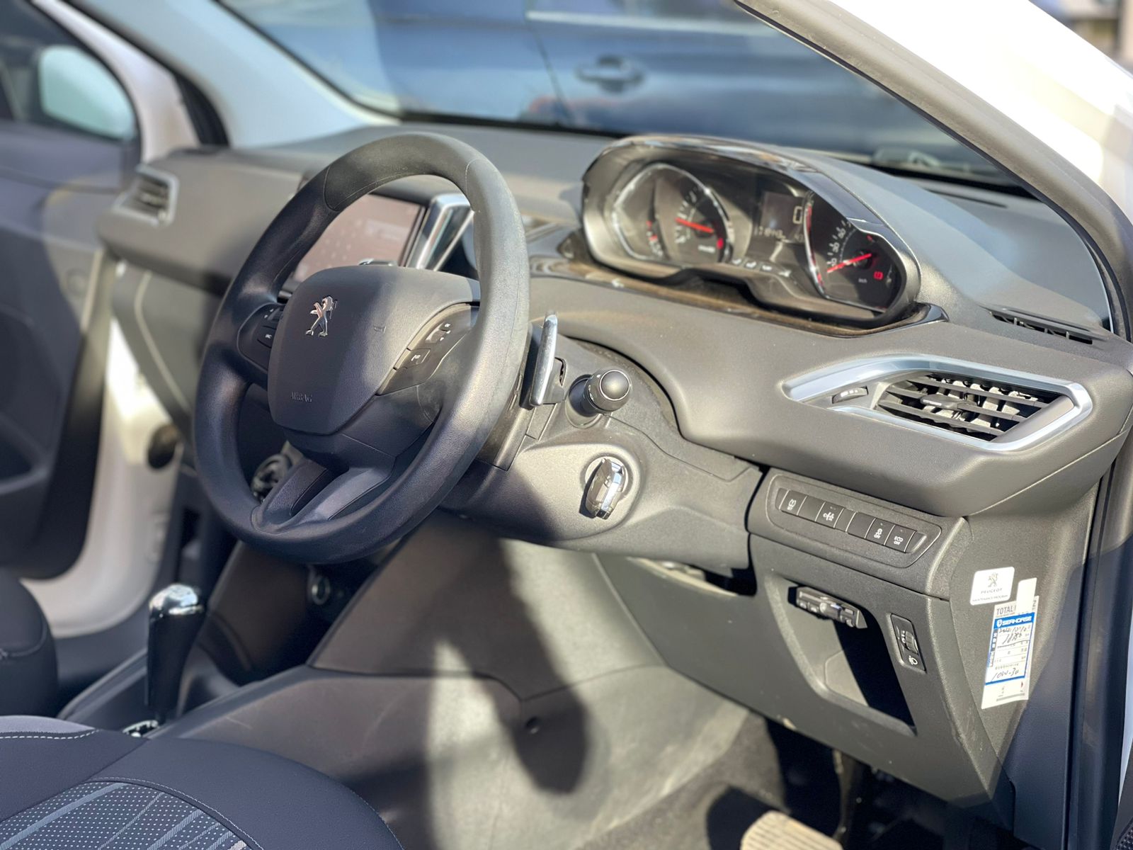 2015 Peugeot 208