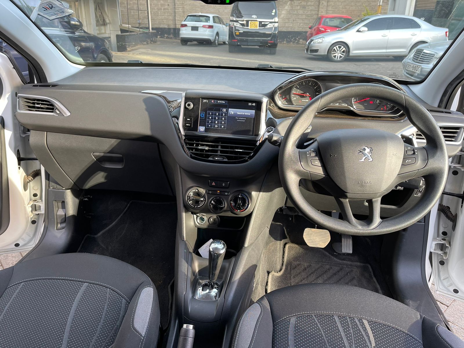 2015 Peugeot 208