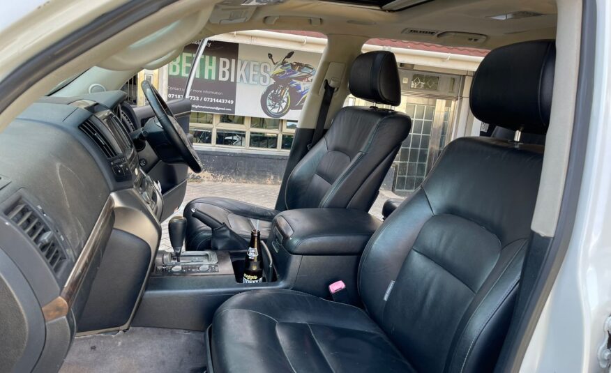 2010 Toyota Landcruiser V8 ZX