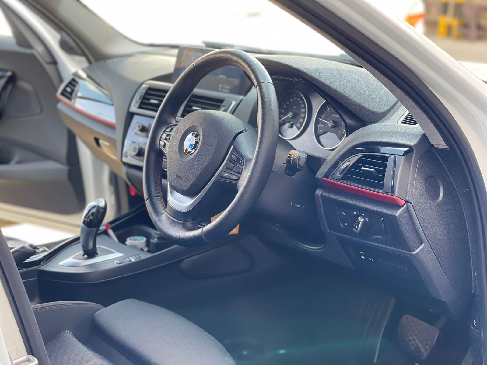 2015 BMW 118i
