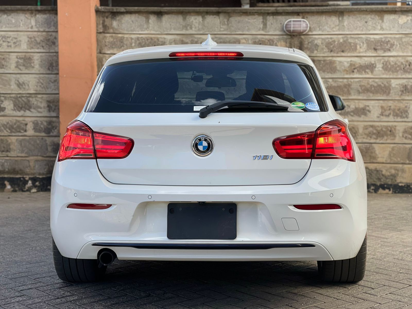 2015 BMW 118i