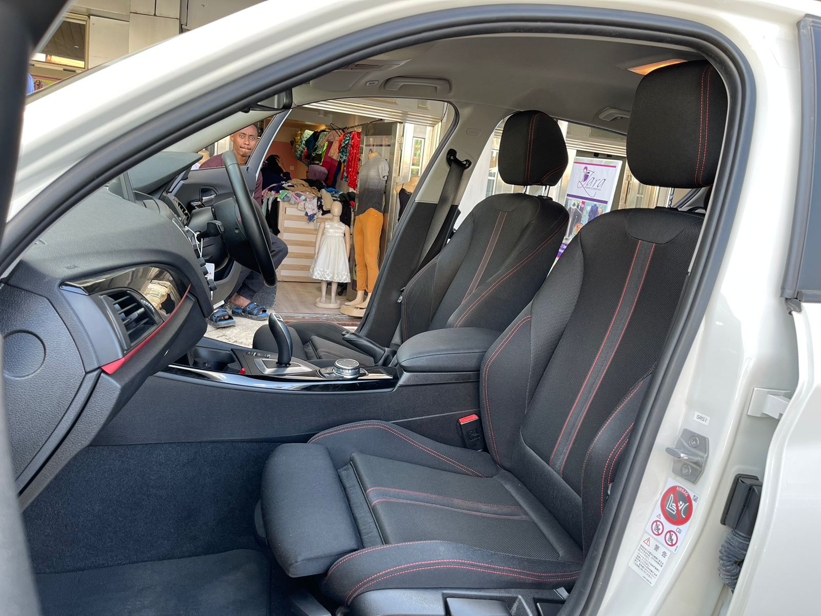 2015 BMW 118i