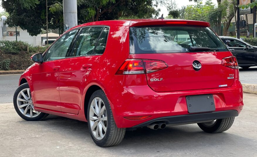 2015 Volkswagen Golf TSI