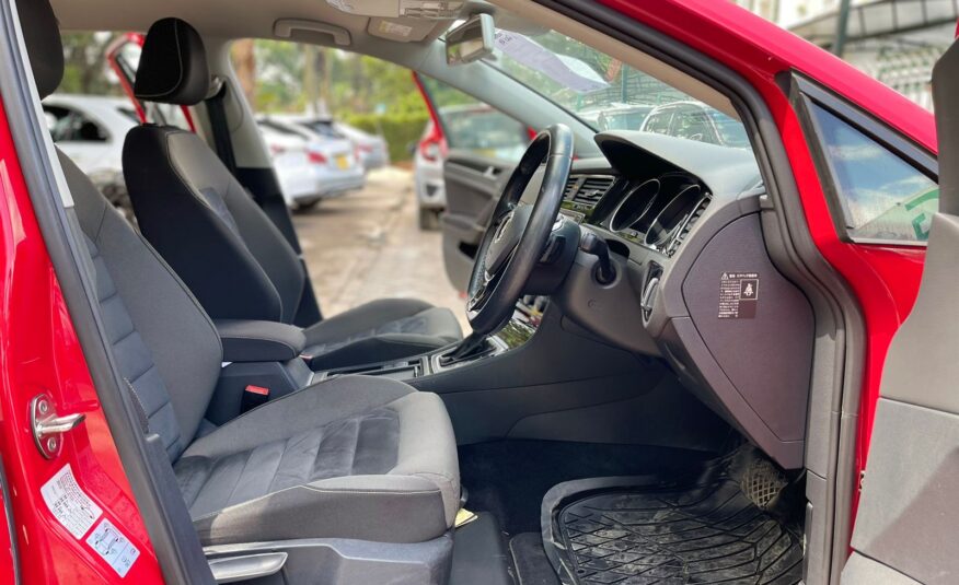 2015 Volkswagen Golf TSI