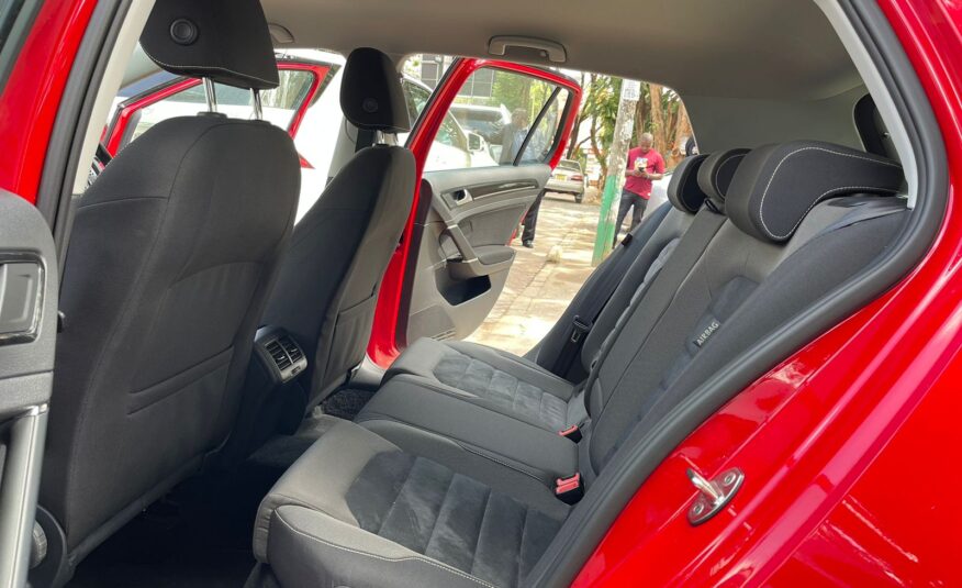 2015 Volkswagen Golf TSI