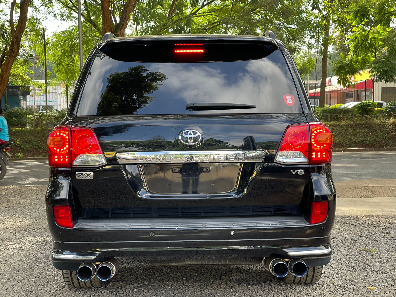 2015 Toyota Landcruiser V8 ZX