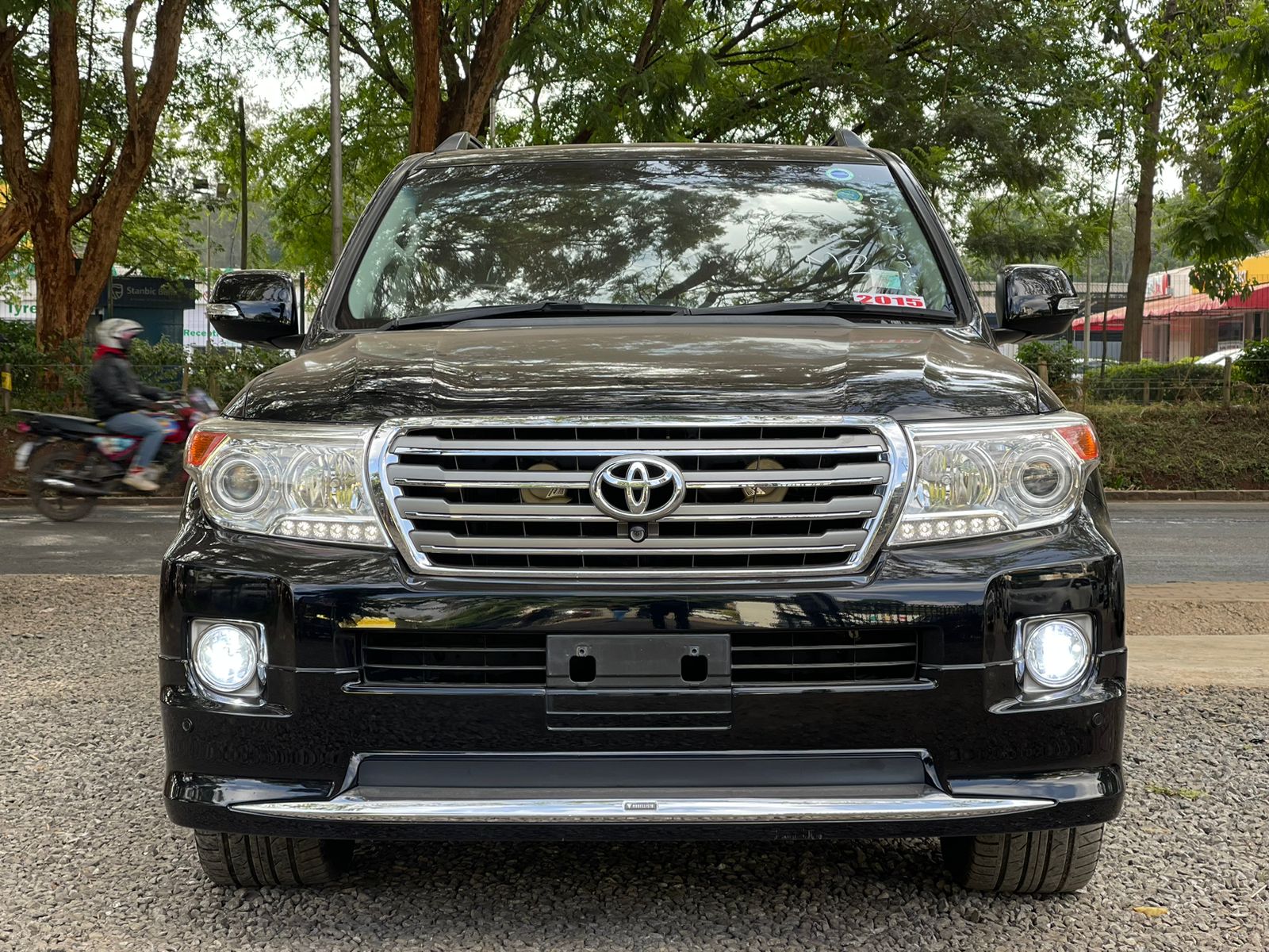 2015 Toyota Landcruiser V8 ZX