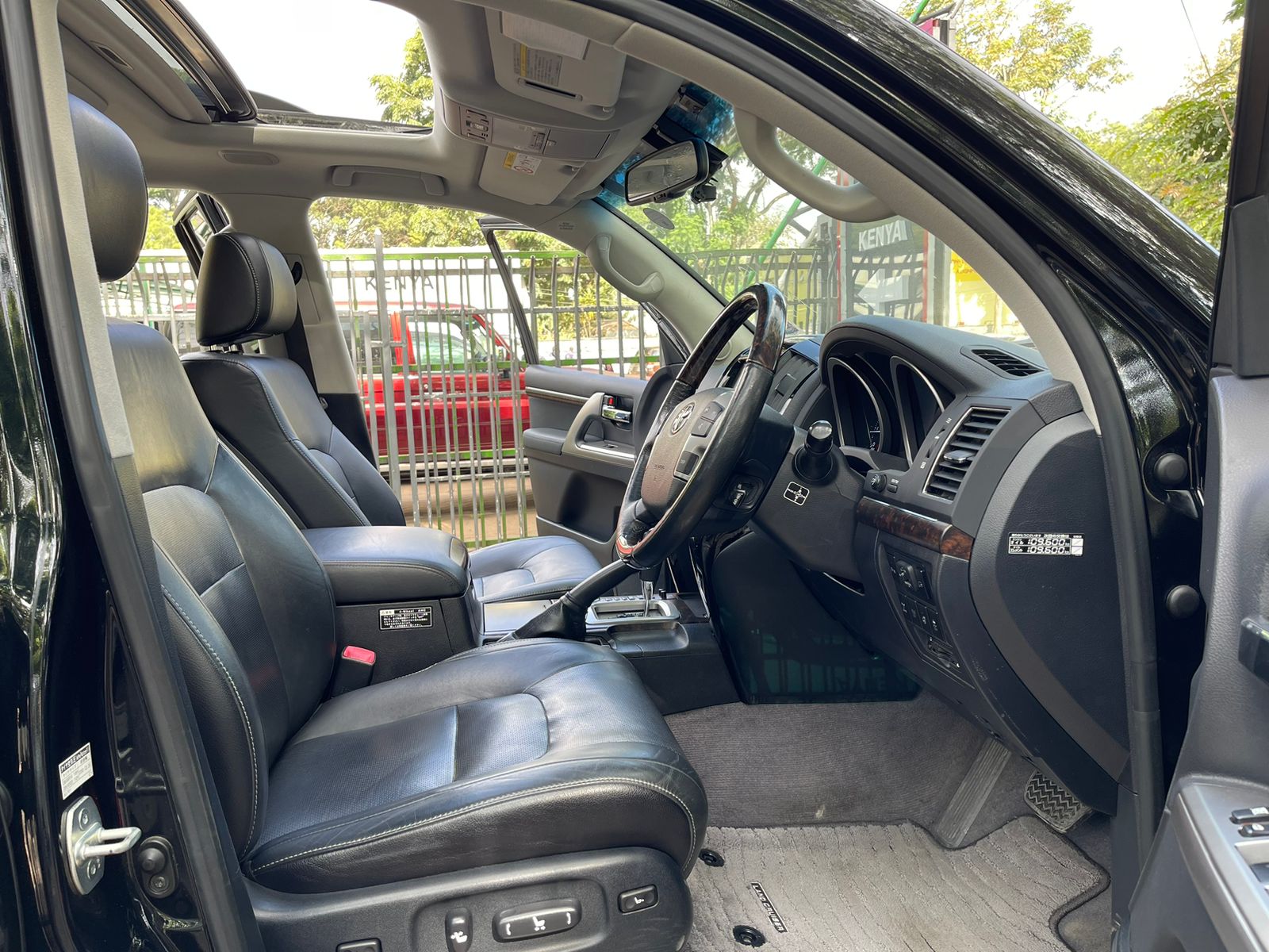 2015 Toyota Landcruiser V8 ZX