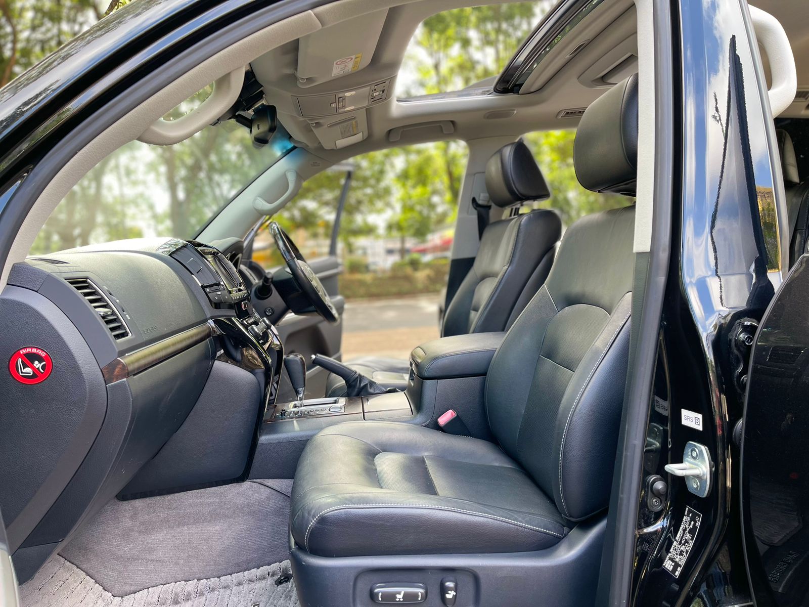 2015 Toyota Landcruiser V8 ZX