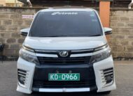 2014 Toyota Voxy Double Sunroof