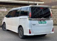 2014 Toyota Voxy Double Sunroof