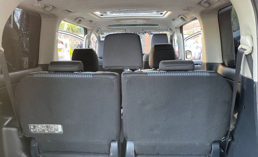 2014 Toyota Voxy Double Sunroof