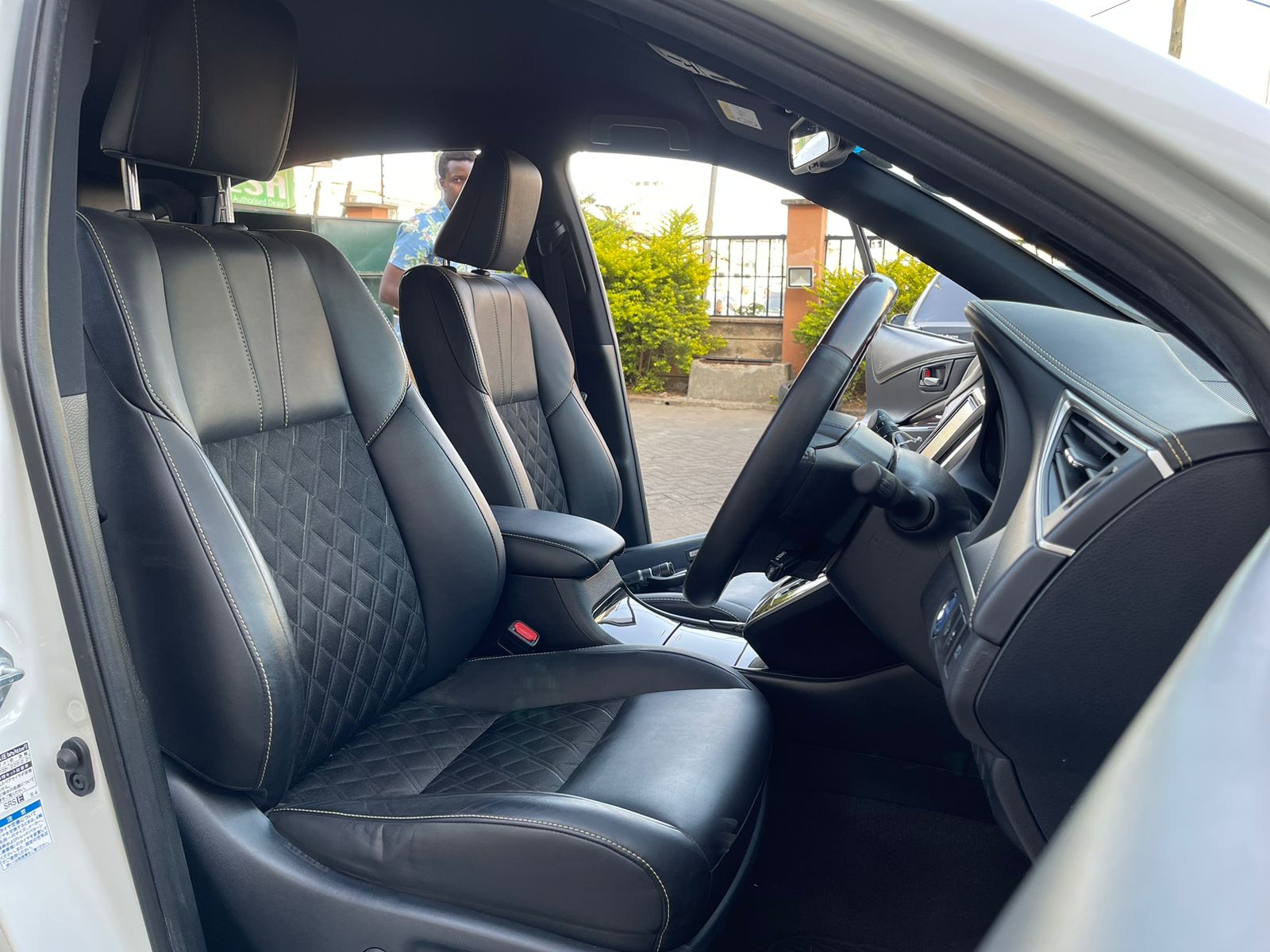 2015 Toyota Harrier Hybrid