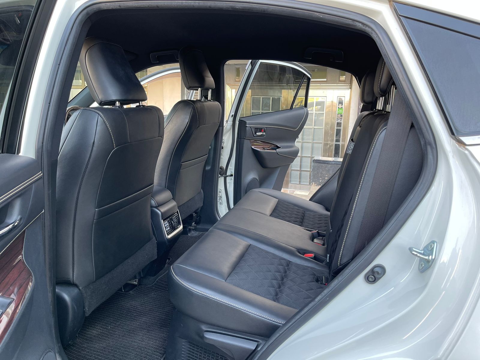2015 Toyota Harrier Hybrid