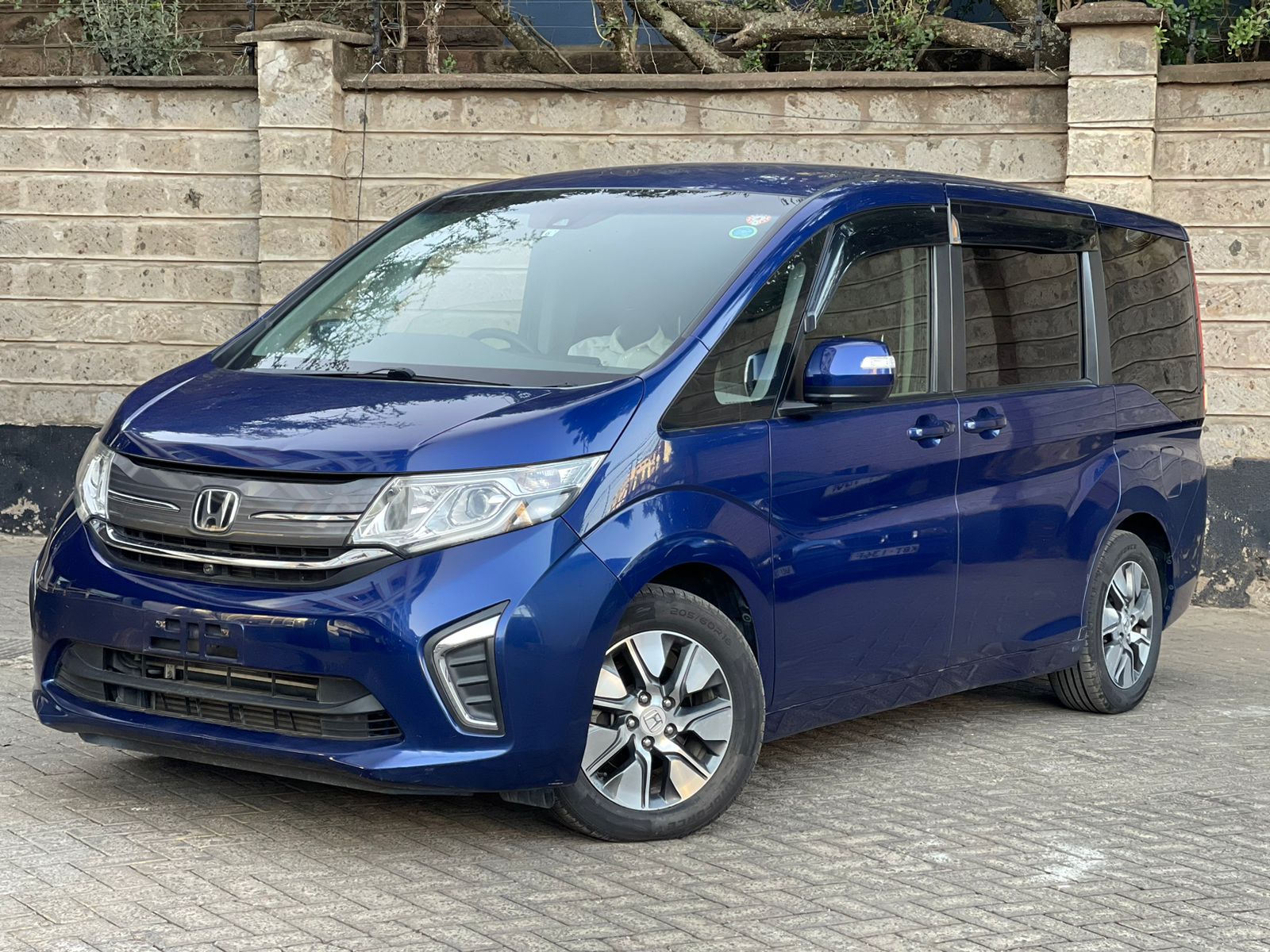 2015 Honda Stepwagon