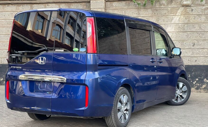 2015 Honda Stepwagon