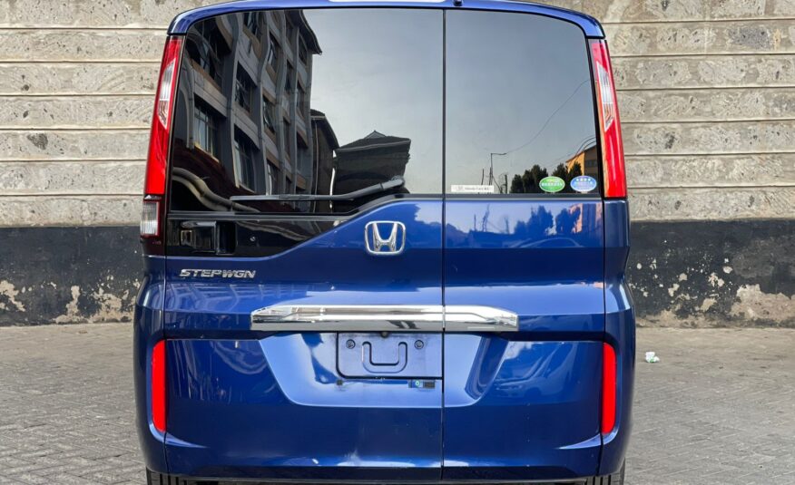 2015 Honda Stepwagon