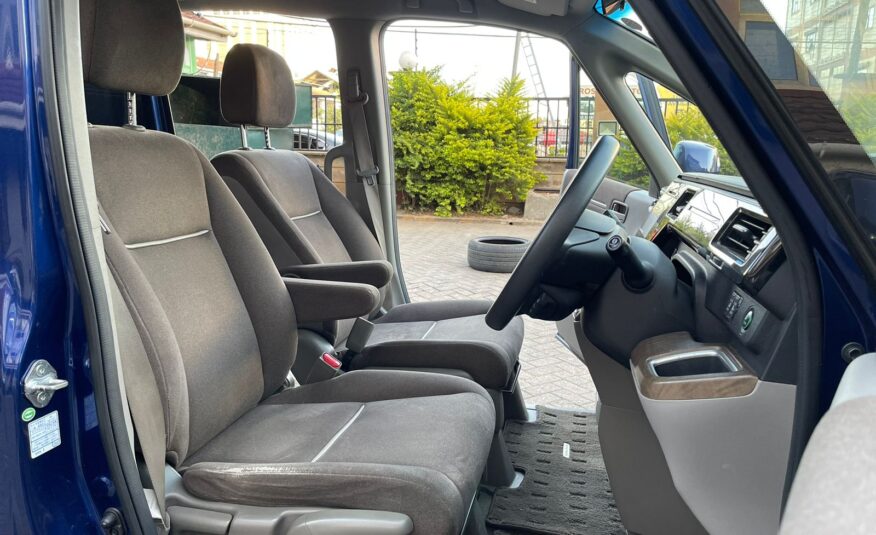 2015 Honda Stepwagon