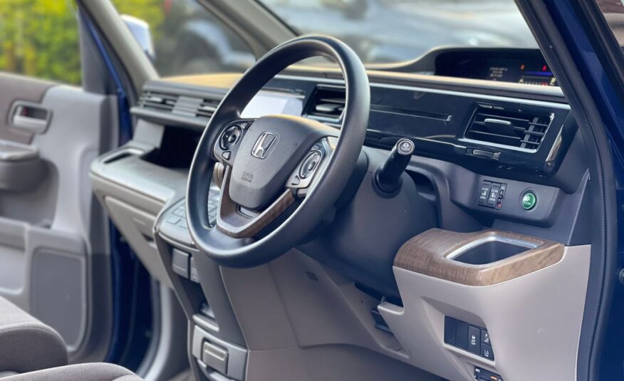 2015 Honda Stepwagon