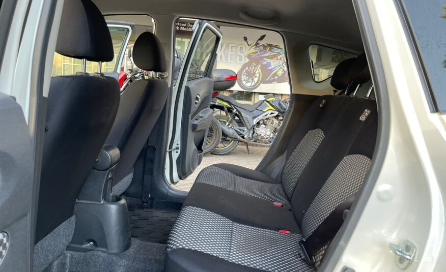2015 Nissan Note Rider