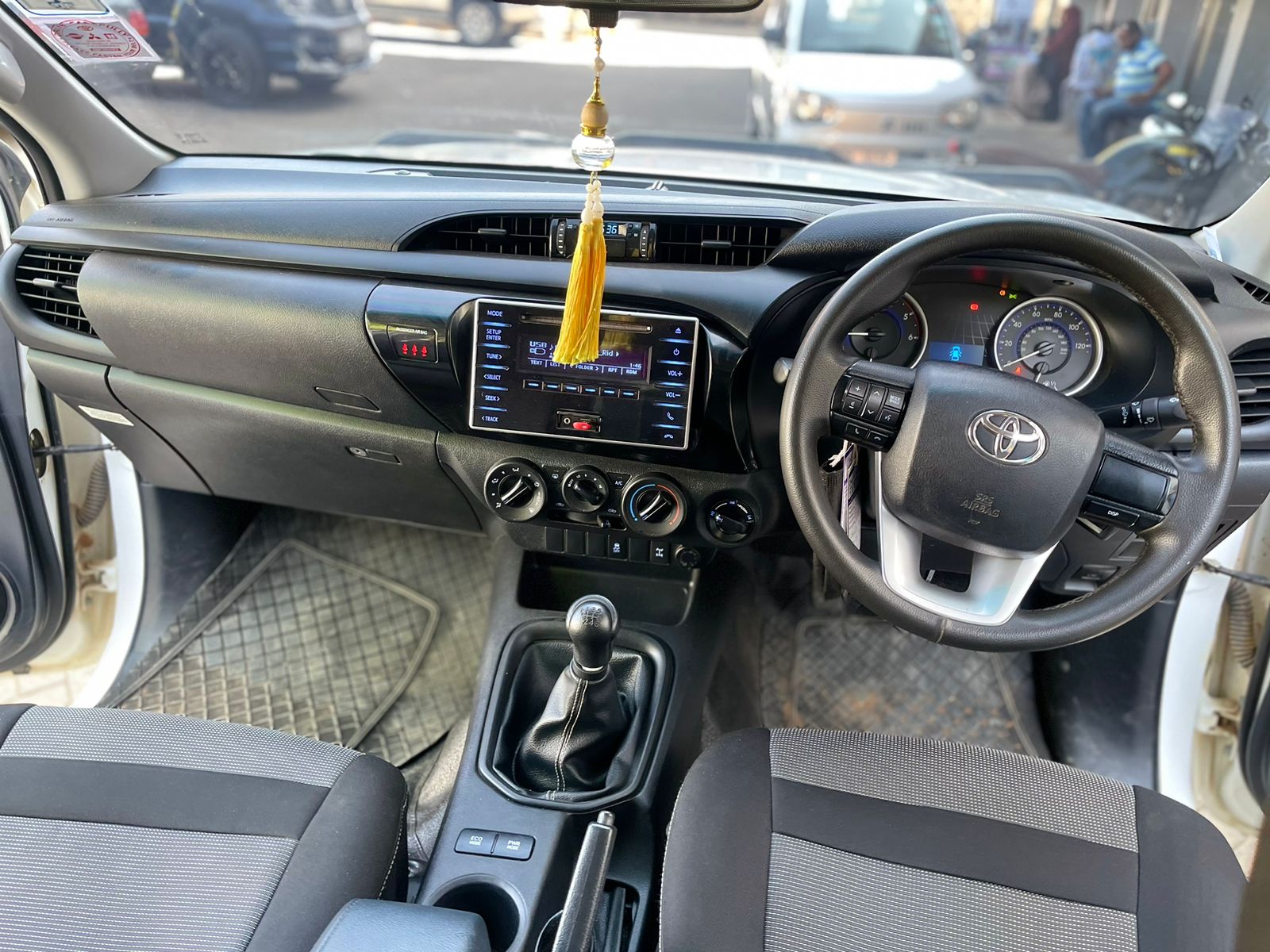 2016 Toyota Hilux