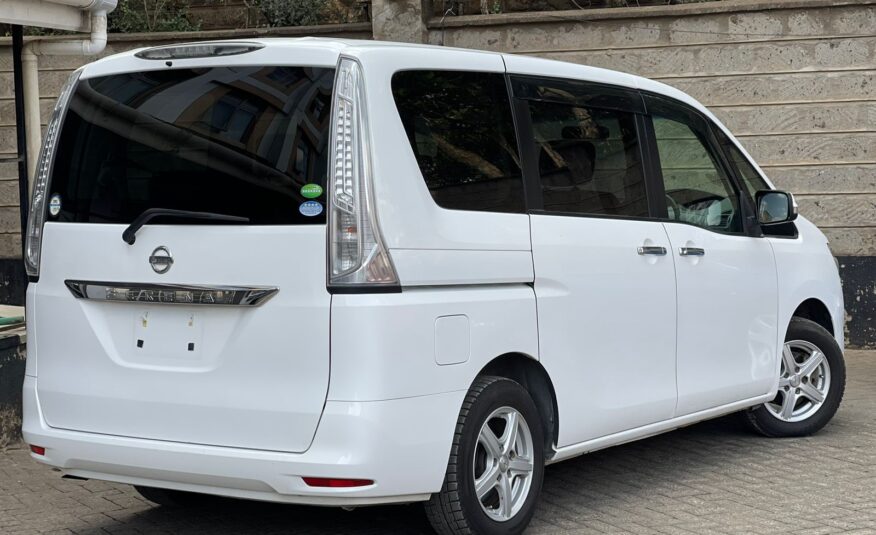 2015 Nissan Serena