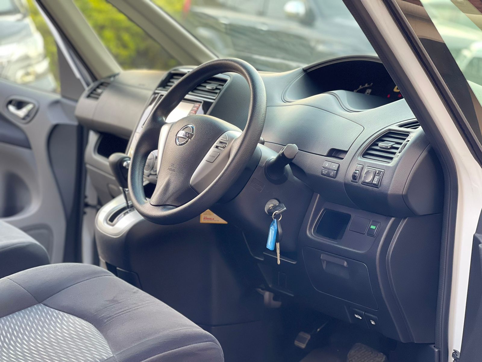 2015 Nissan Serena