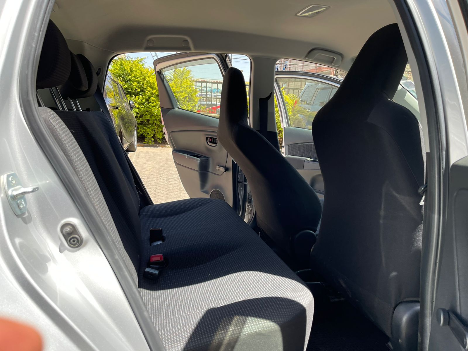 2015 Toyota Vitz
