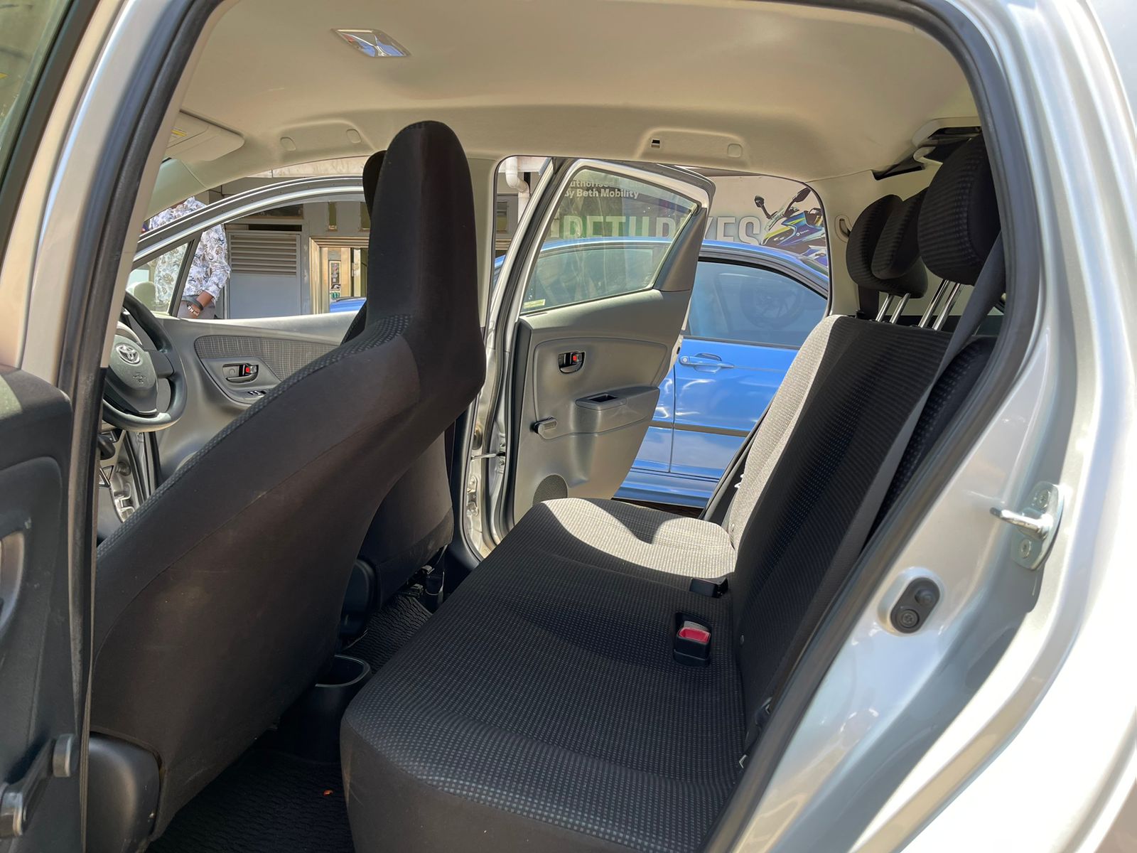 2015 Toyota Vitz