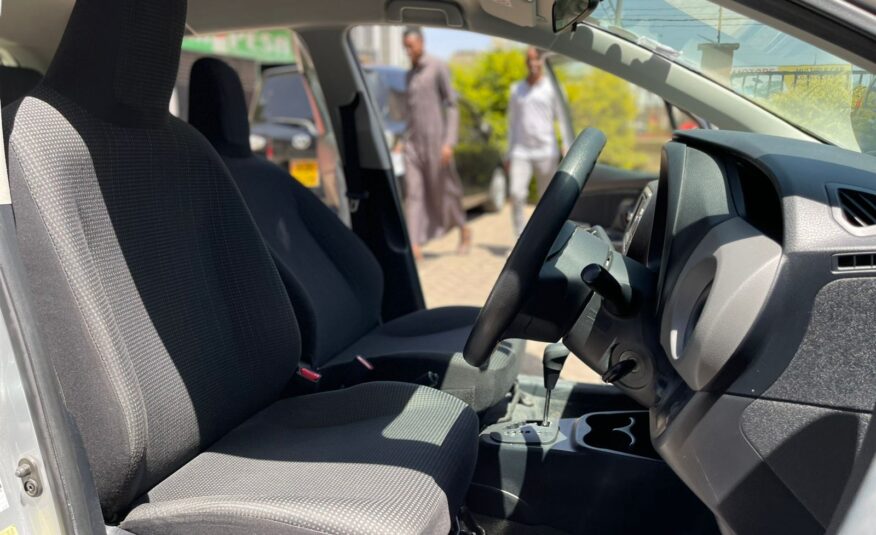 2015 Toyota Vitz