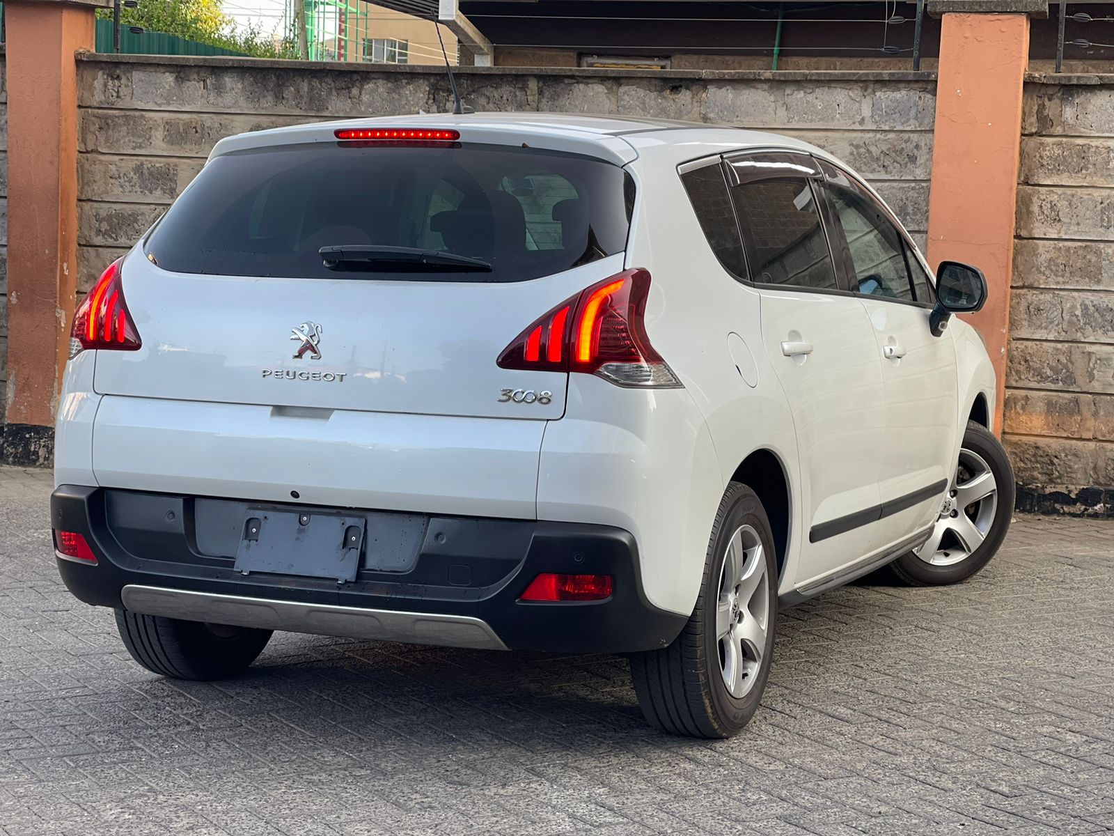 2015 Peugeot 3008