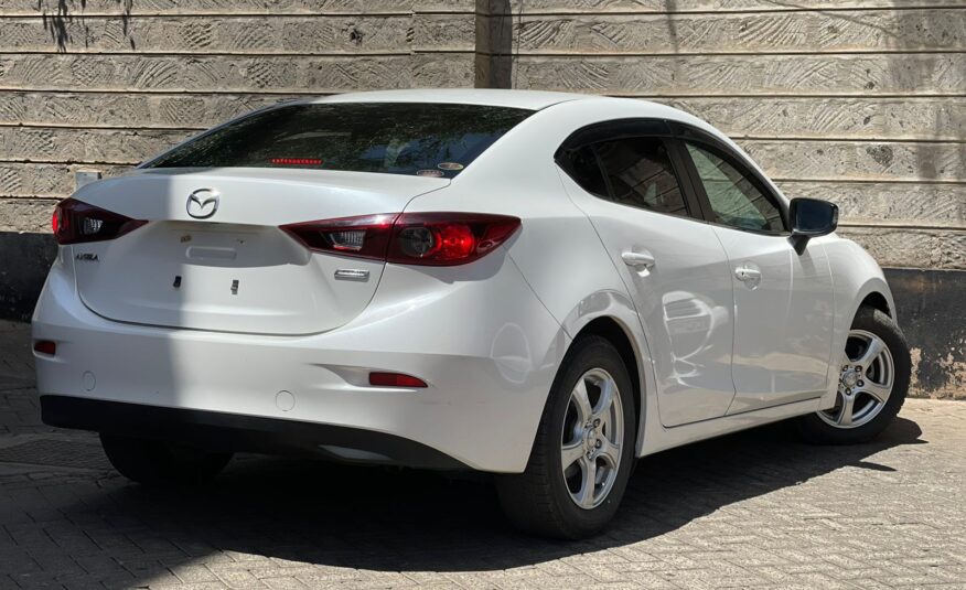 2015 Mazda Axela