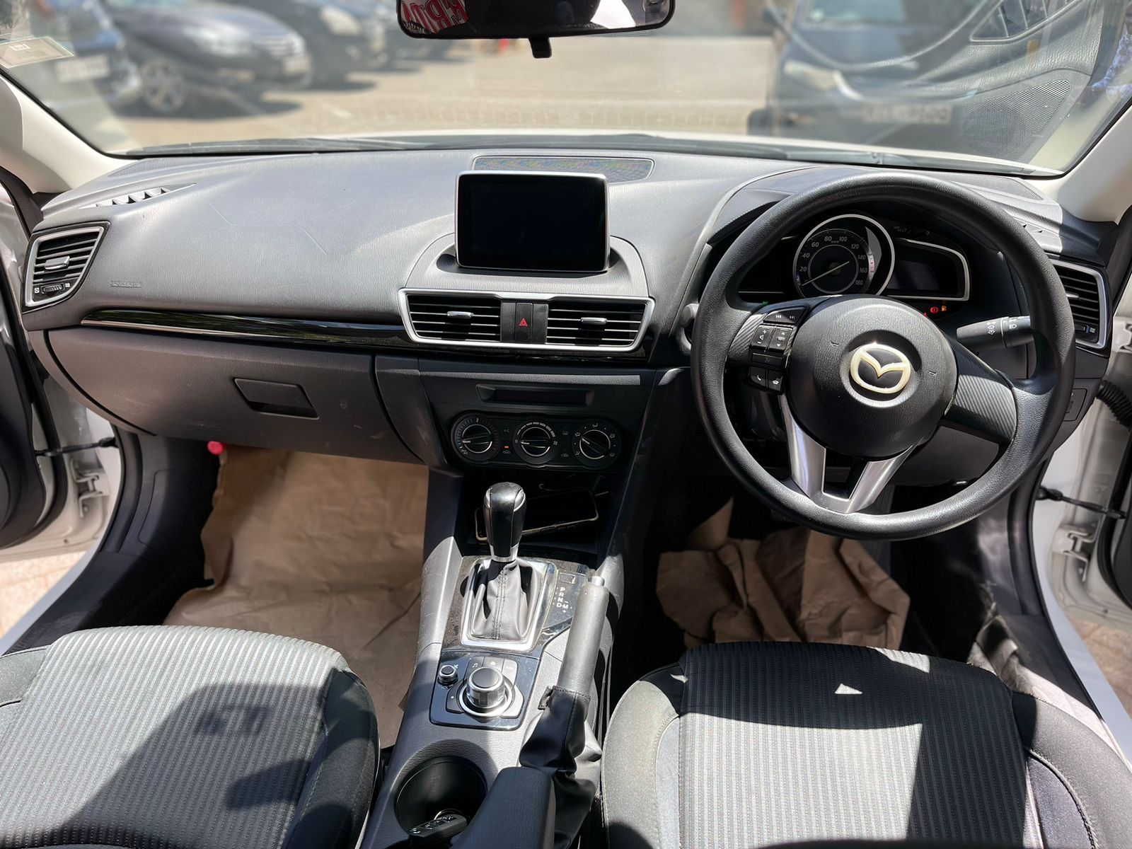 2015 Mazda Axela