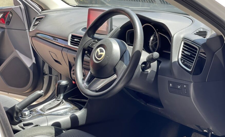 2015 Mazda Axela