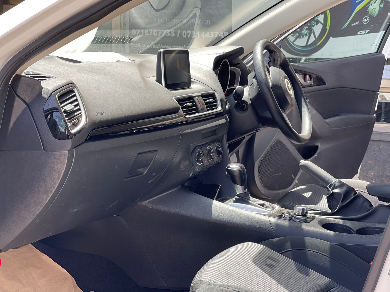 2015 Mazda Axela