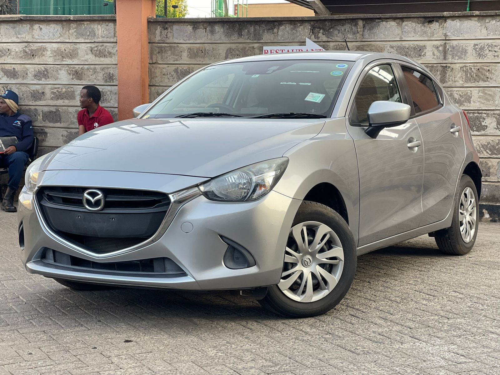 2015 Mazda Demio Newshape