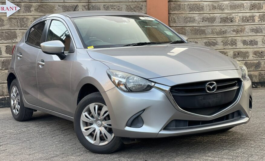 2015 Mazda Demio Newshape