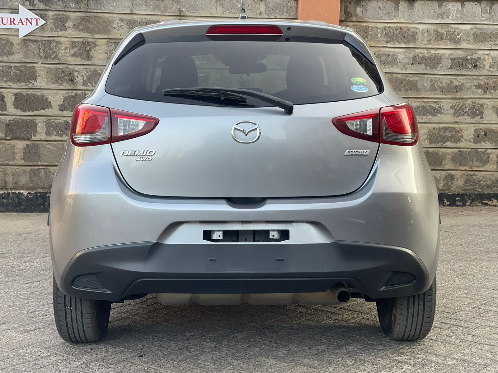 2015 Mazda Demio Newshape
