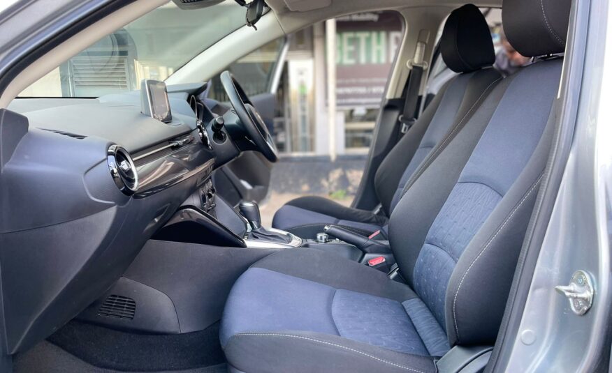2015 Mazda Demio Newshape