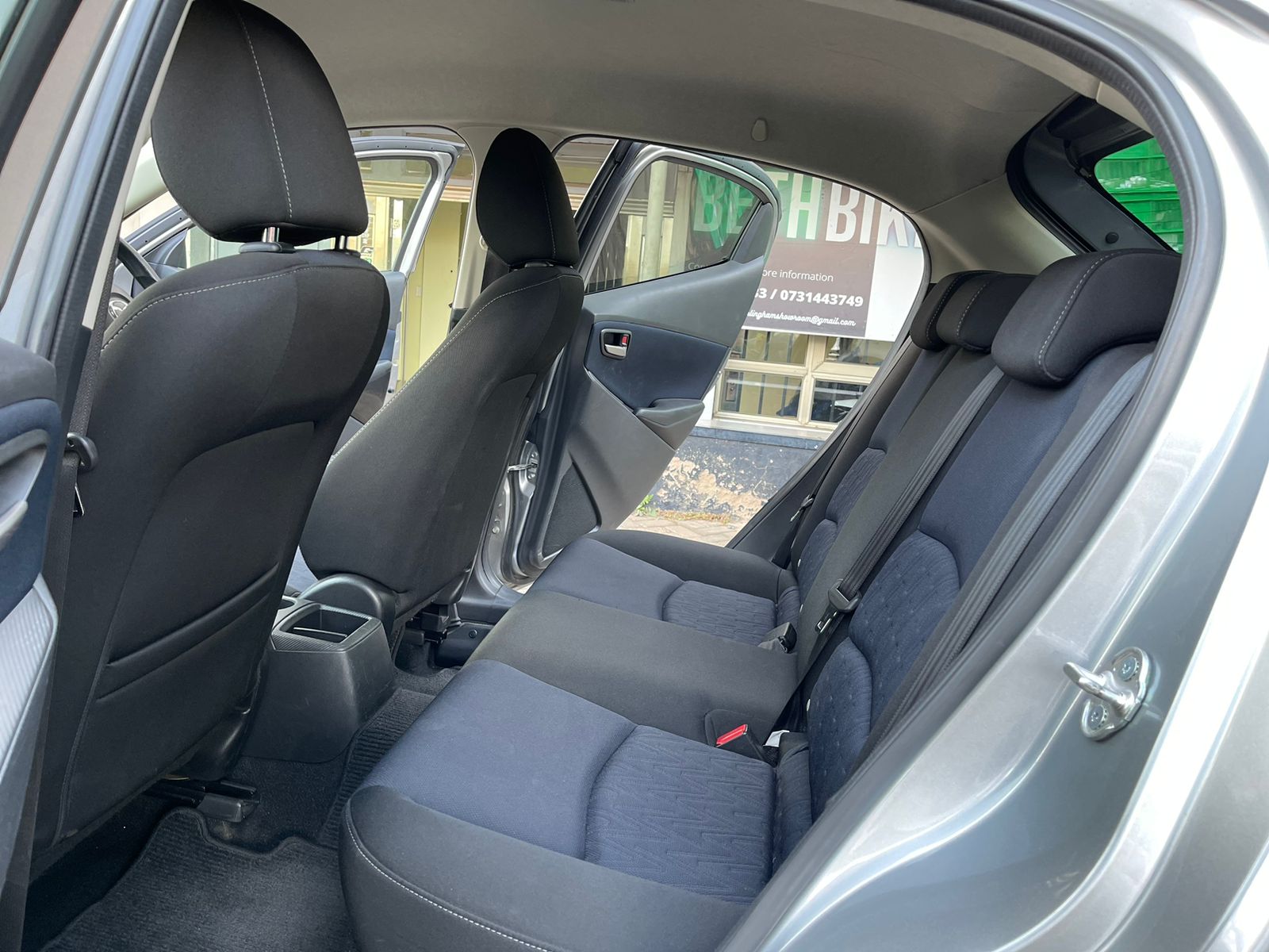 2015 Mazda Demio Newshape