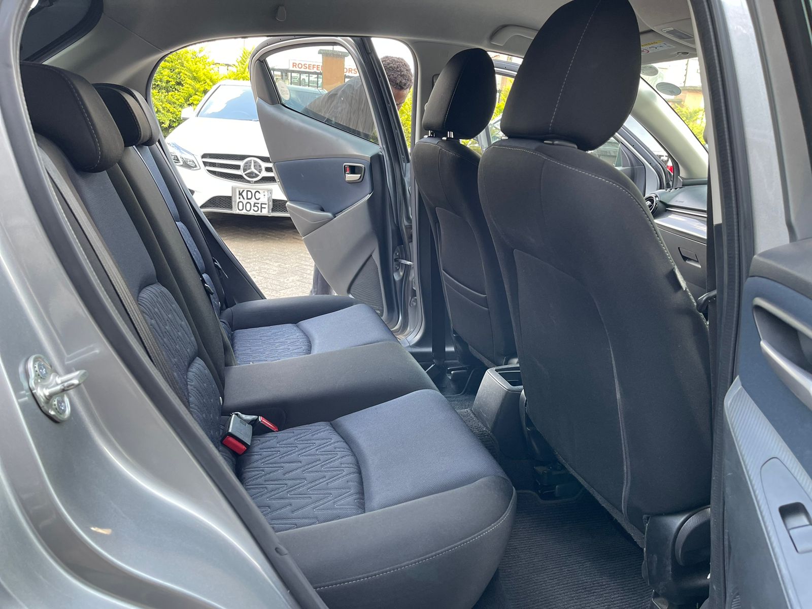 2015 Mazda Demio Newshape