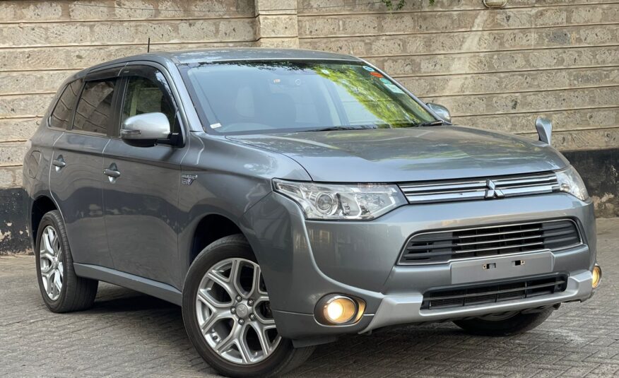 2015 Mitsubishi Outlander Phev
