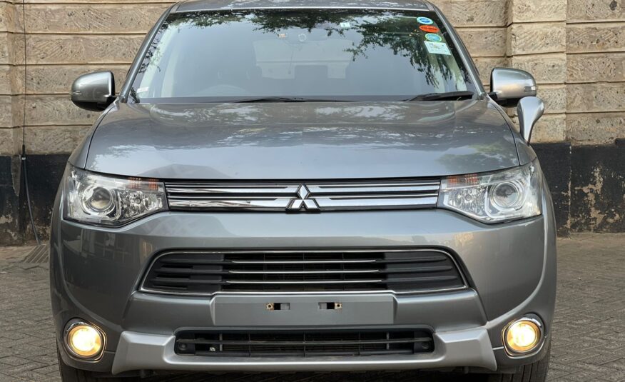 2015 Mitsubishi Outlander Phev