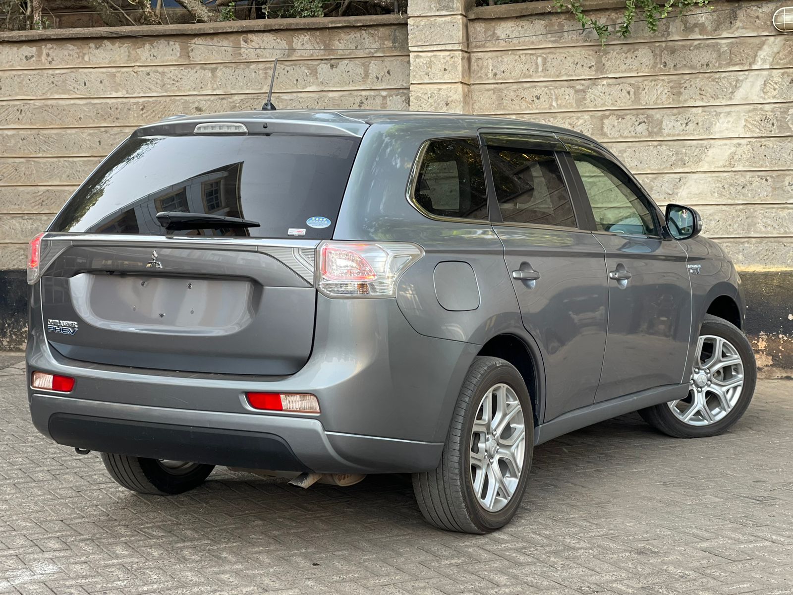 2015 Mitsubishi Outlander Phev